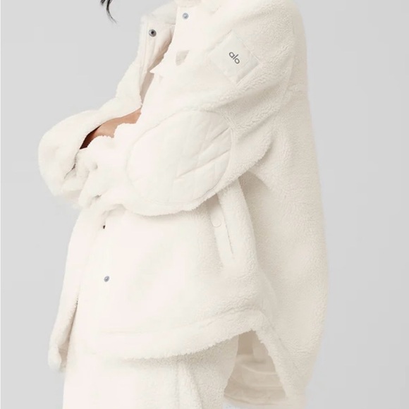 Alo Sherpa Edge Shacket Size XS Ivory - Picture 3 of 5